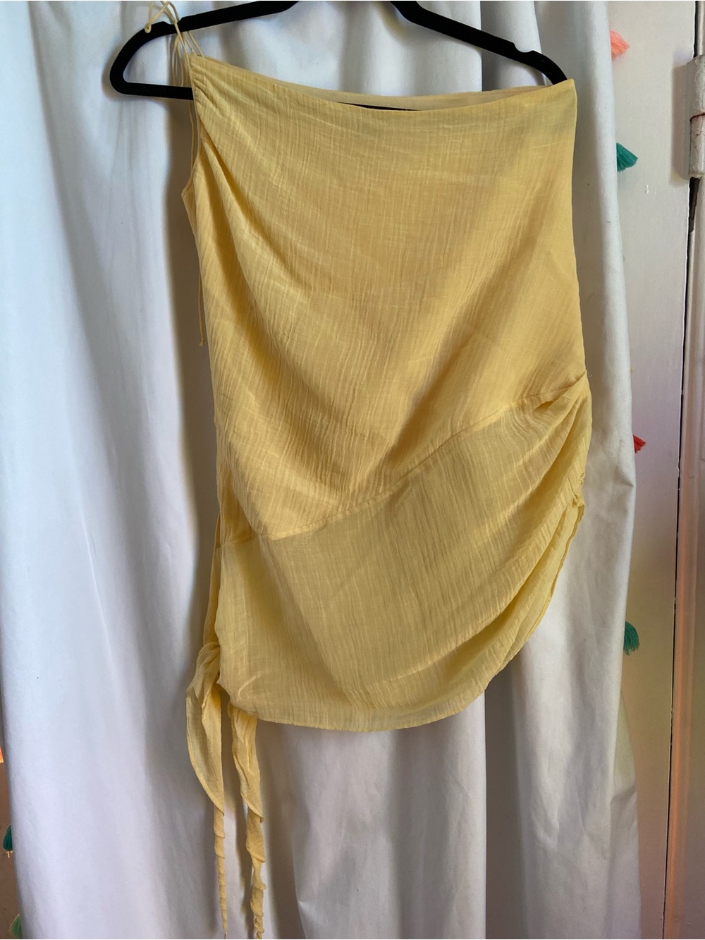 Theory Asymmetrical Light Yellow Tie-Side tank top